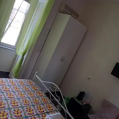 Ale Guest house *