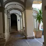 Ale 4* Neapol